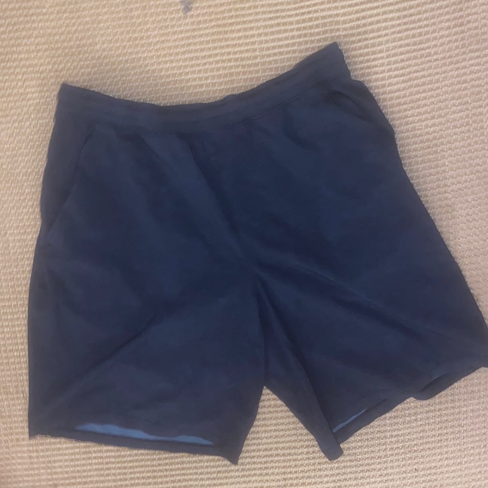 Lululemon 7’’ shorts